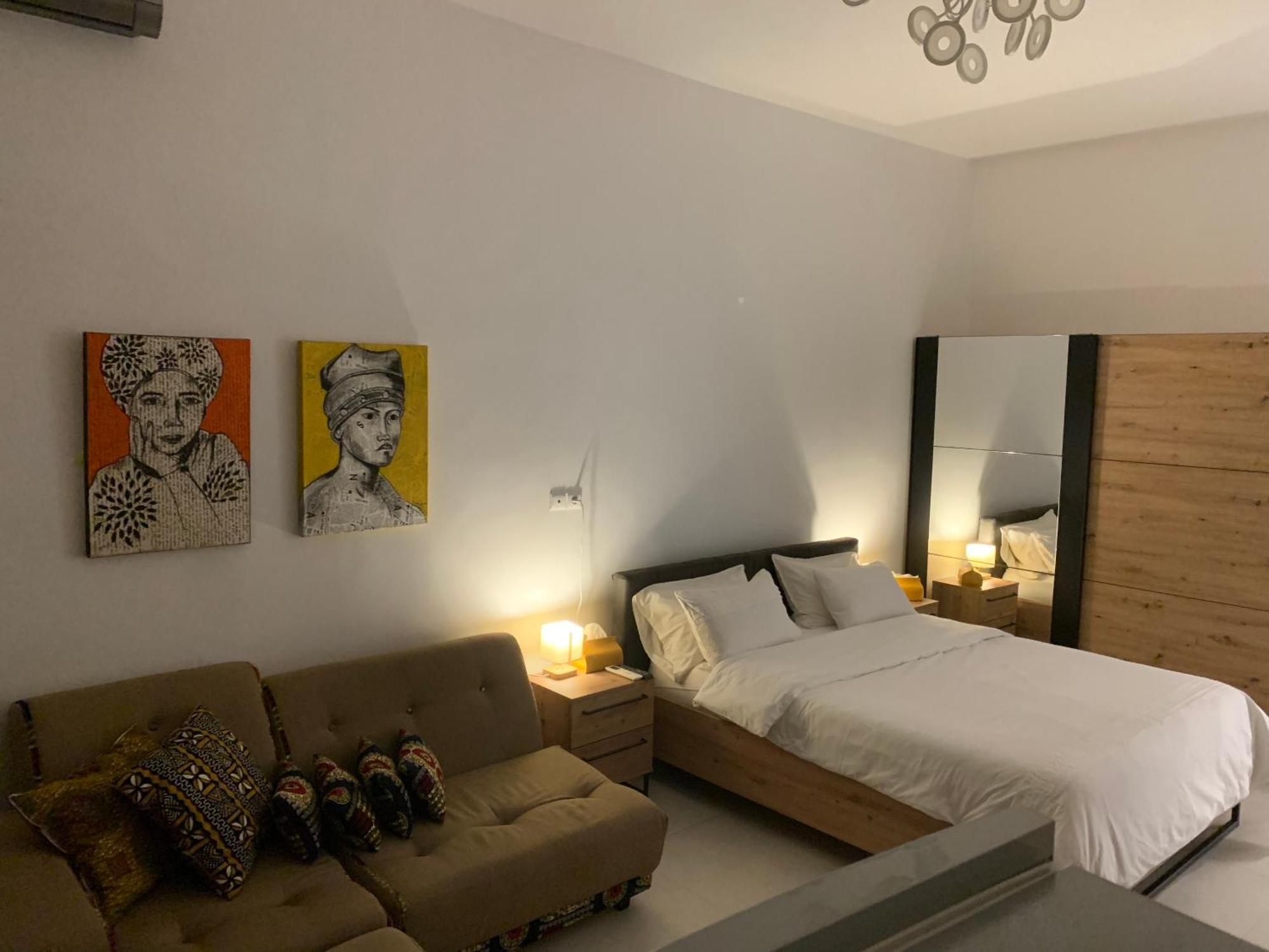 CHEZ RIMA // Studio très chaleureux F1 // Très bien situé Dakar Exterior foto